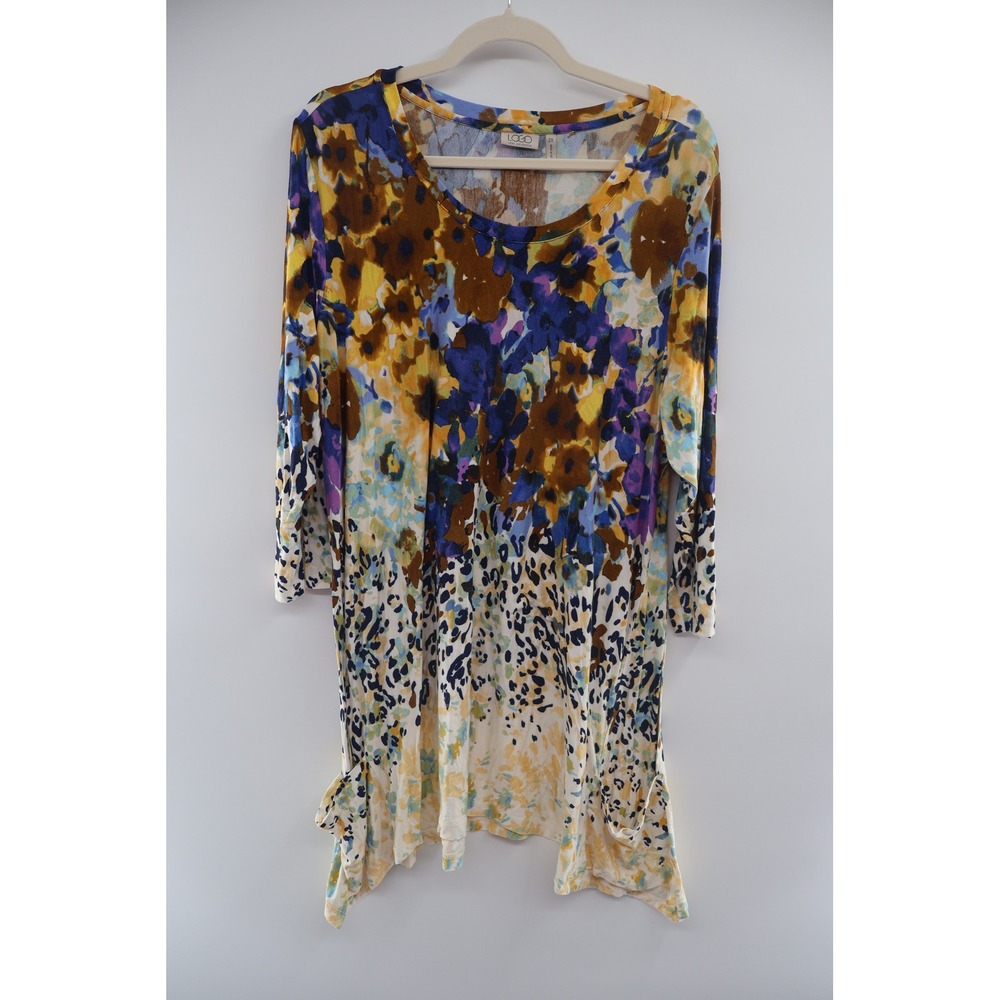 LOGO Lori Goldstein 2X Floral Tunic Top Rayon‎ Spandex Pockets Plus